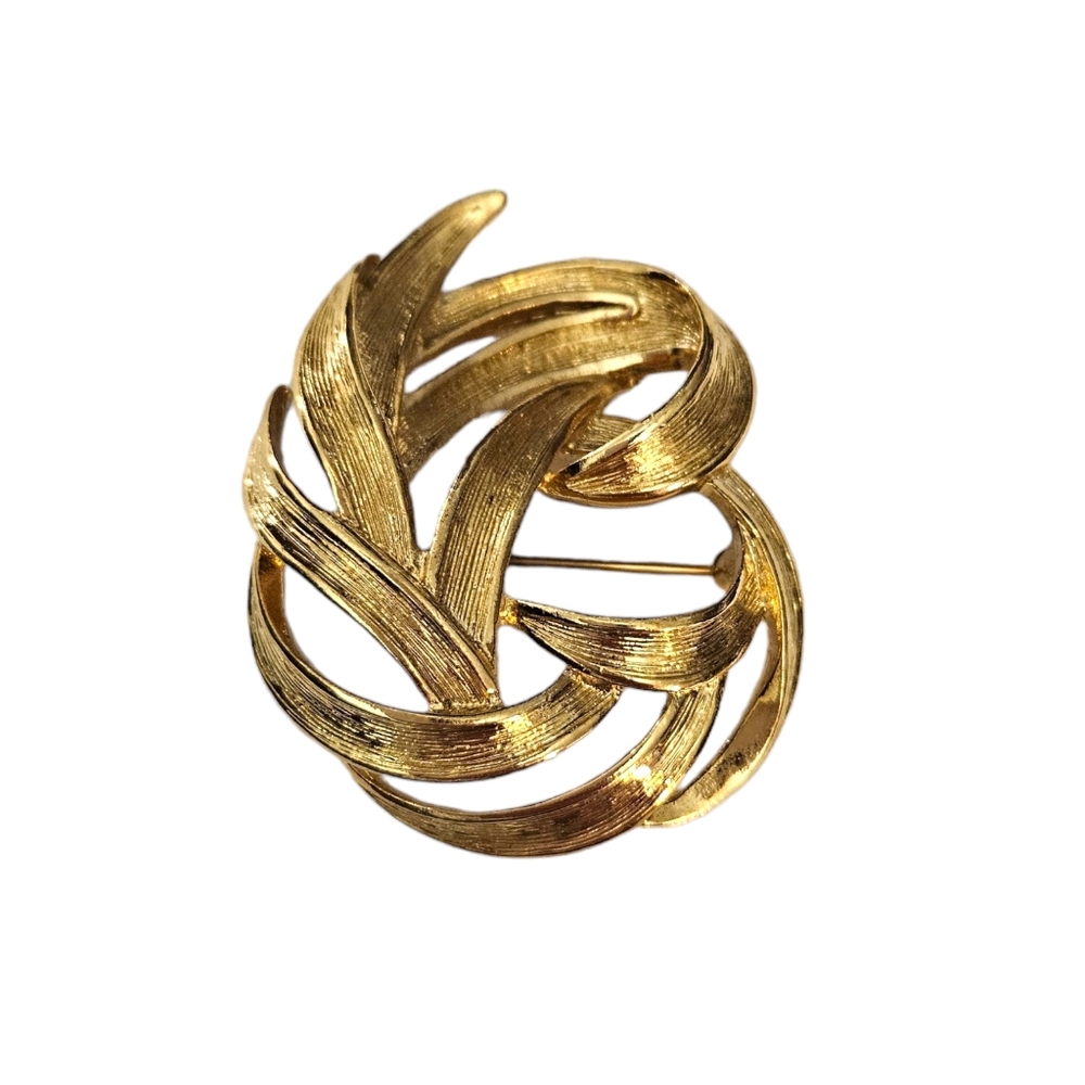 Vintage Monet Gold Tone Brooch Textured Swirl Leaf Classic Signed